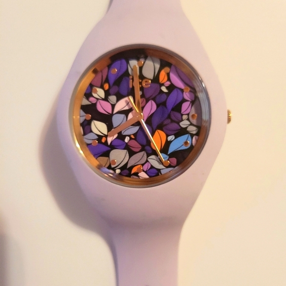 Ice‎ Silicone Lavender Watch With Floral Design NWOT main image 5
